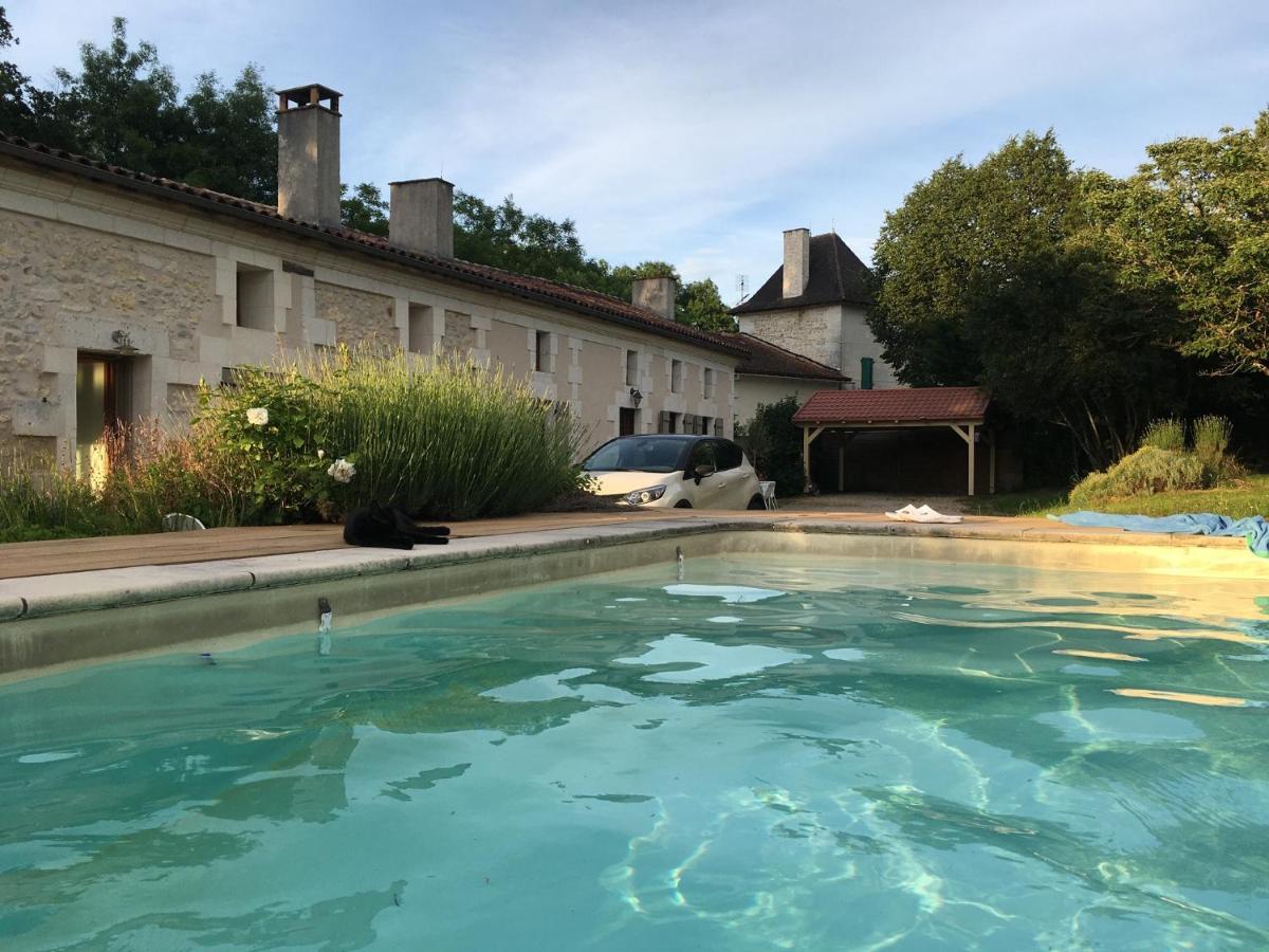 Maison Perigord Vert Piscine Et Spa La Roche-Chalais 외부 사진